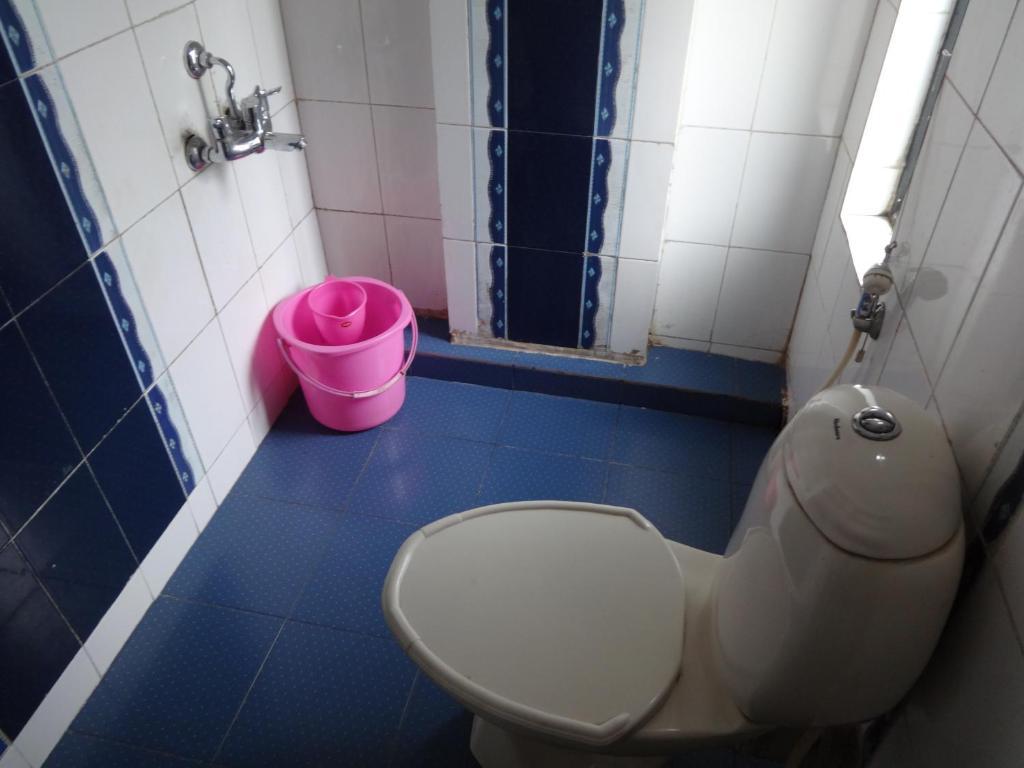 Hotel Miland Palace Bhubaneswar Esterno foto