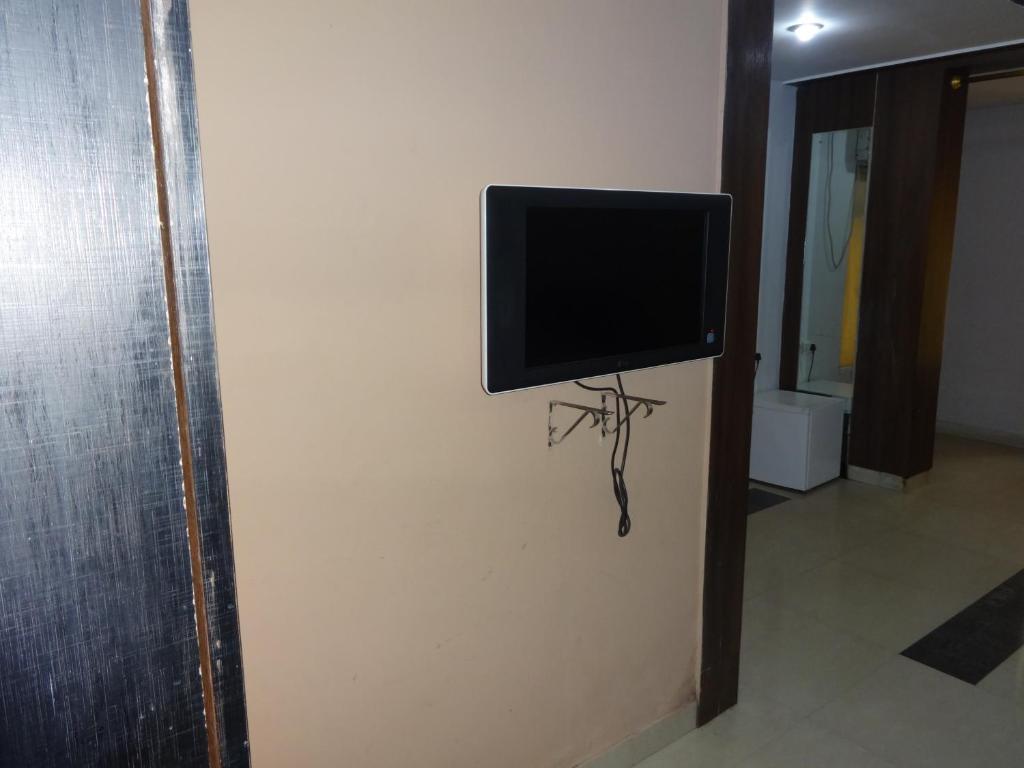 Hotel Miland Palace Bhubaneswar Esterno foto